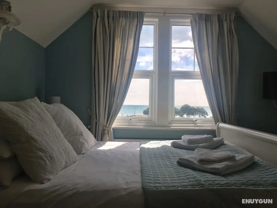 Coast Guest House - Öne Çıkan Resim