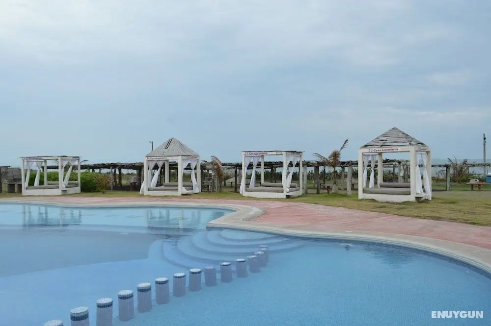 CocoAventura Cabanas y Club de Playa - Havuz