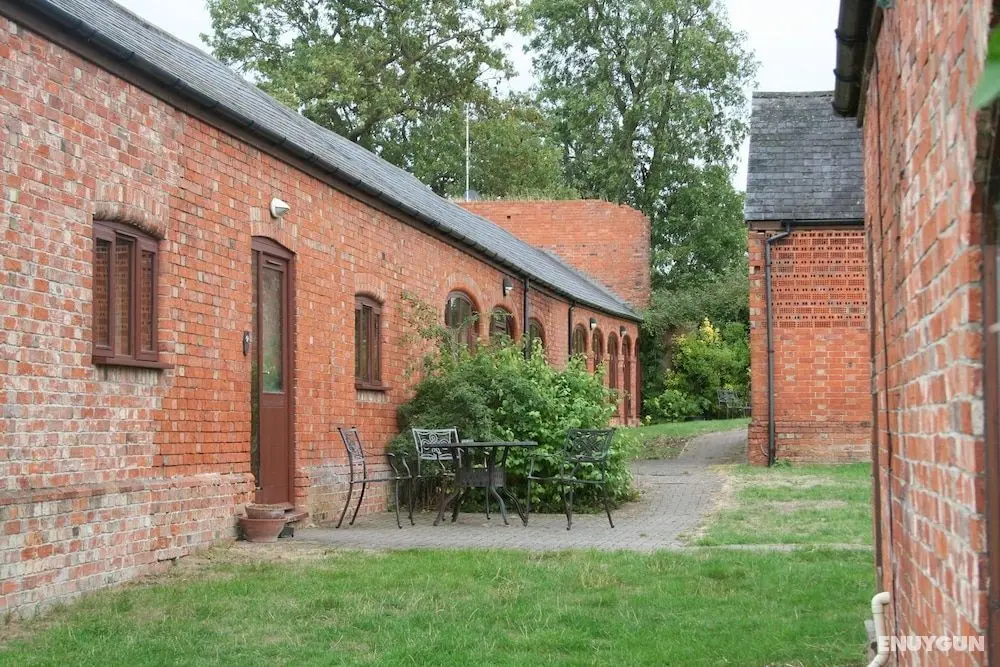 Coldham Cottages - Öne Çıkan Resim