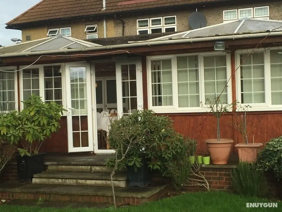 Colnbrook Lodge Guest House - Öne Çıkan Resim