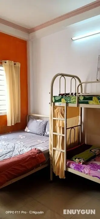Color Hostel - Öne Çıkan Resim