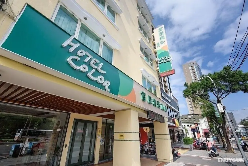 Hotel Color - Dış Mekan