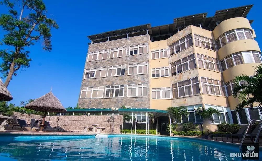Colosseum Square Luxury Apartments - Havuz