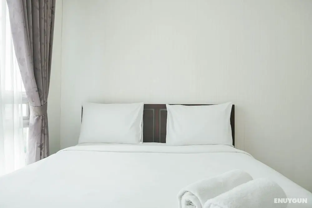 Comfort 1Br Apartment With Study Room At Woodland Park Residence - Öne Çıkan Resim