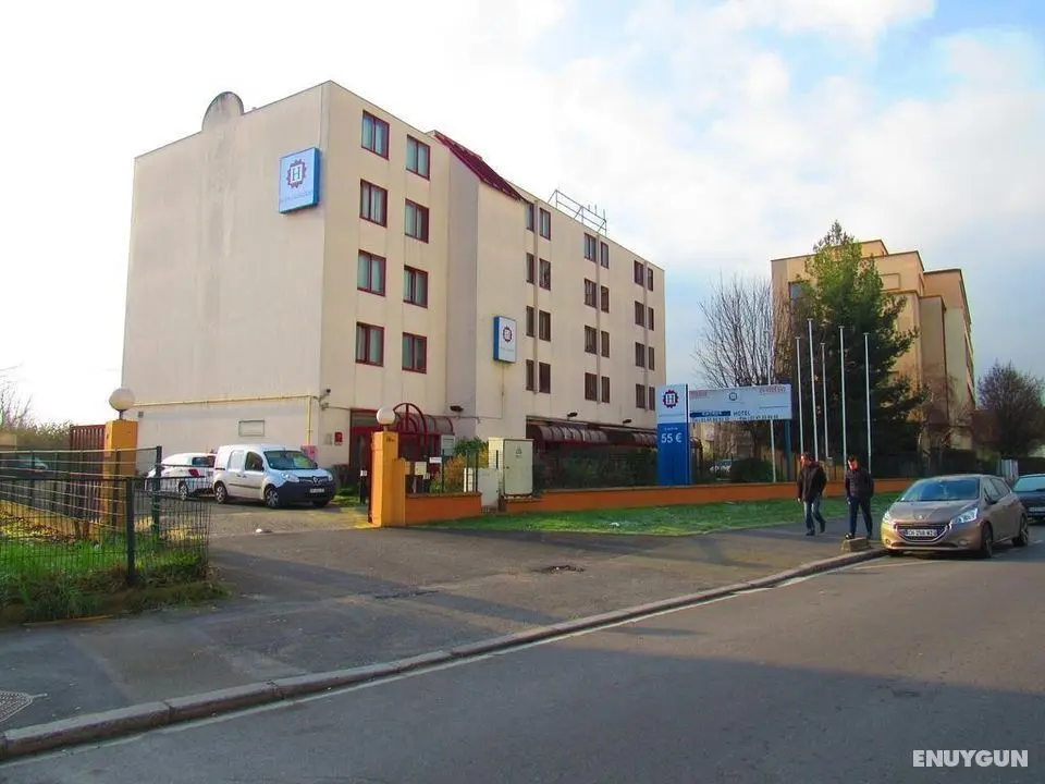 Comfort Hotel Gennevilliers - Genel