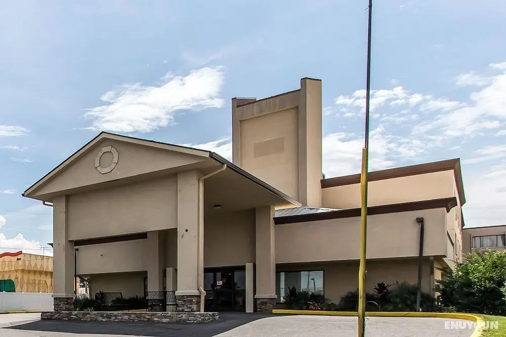 Comfort Inn I-65 at Airport Blvd - Öne Çıkan Resim