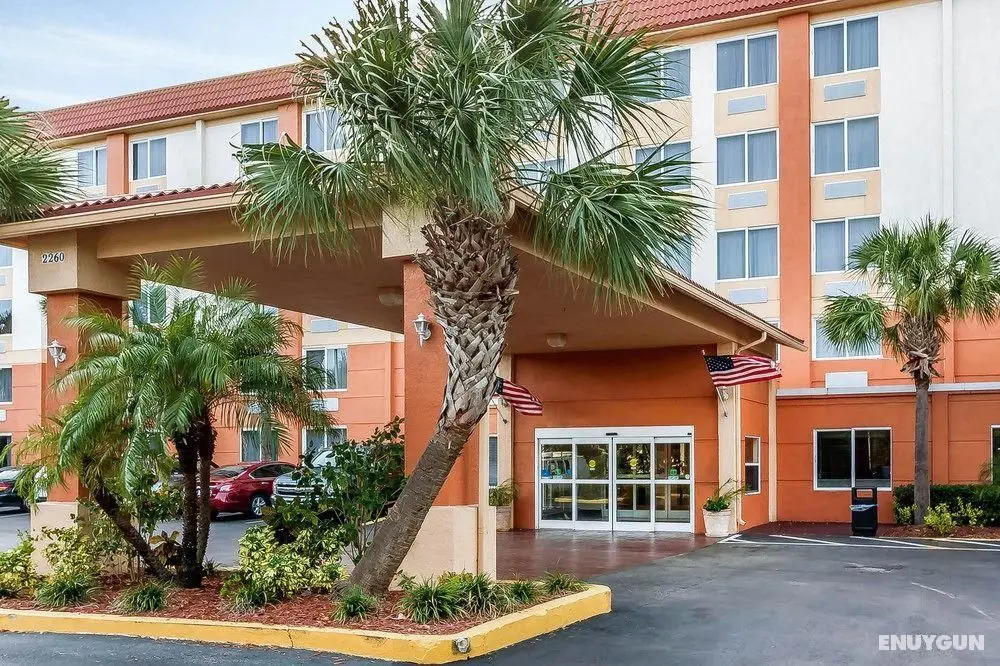 Comfort Inn North St. Petersburg - Genel
