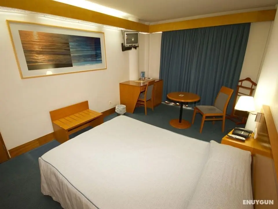 Comfort Inn Ponta Delgada - Oda