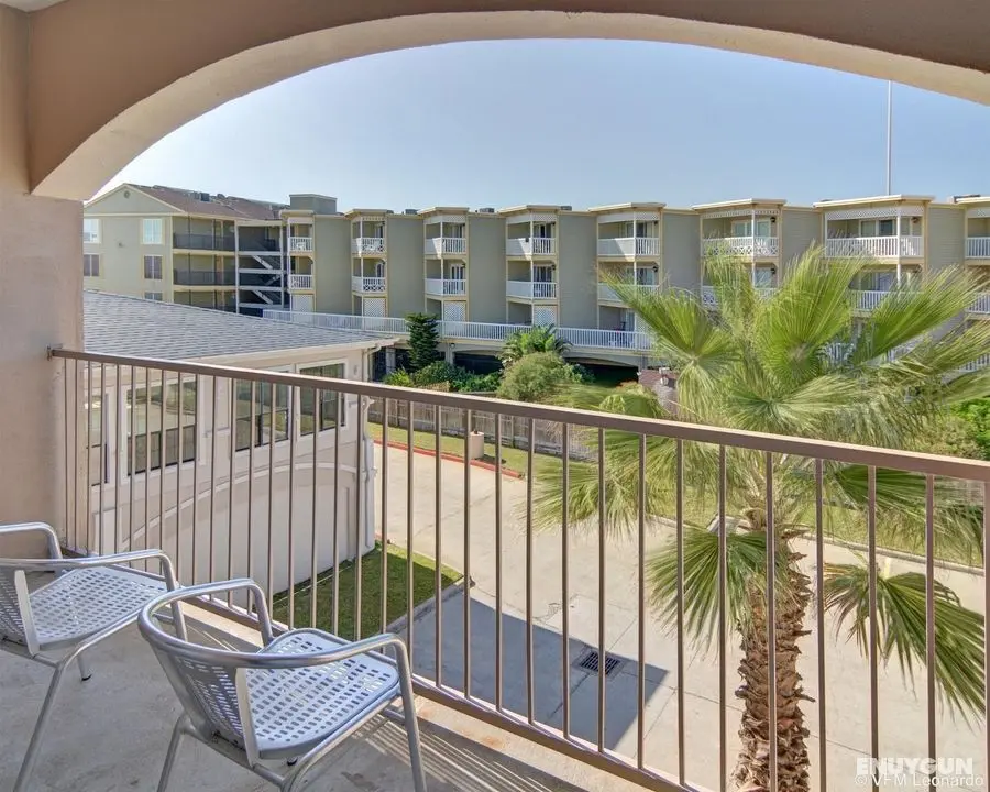 Comfort Inn & Suites Beachfront - Genel