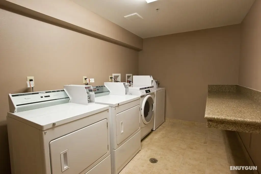Comfort Inn & Suites Colton - Genel