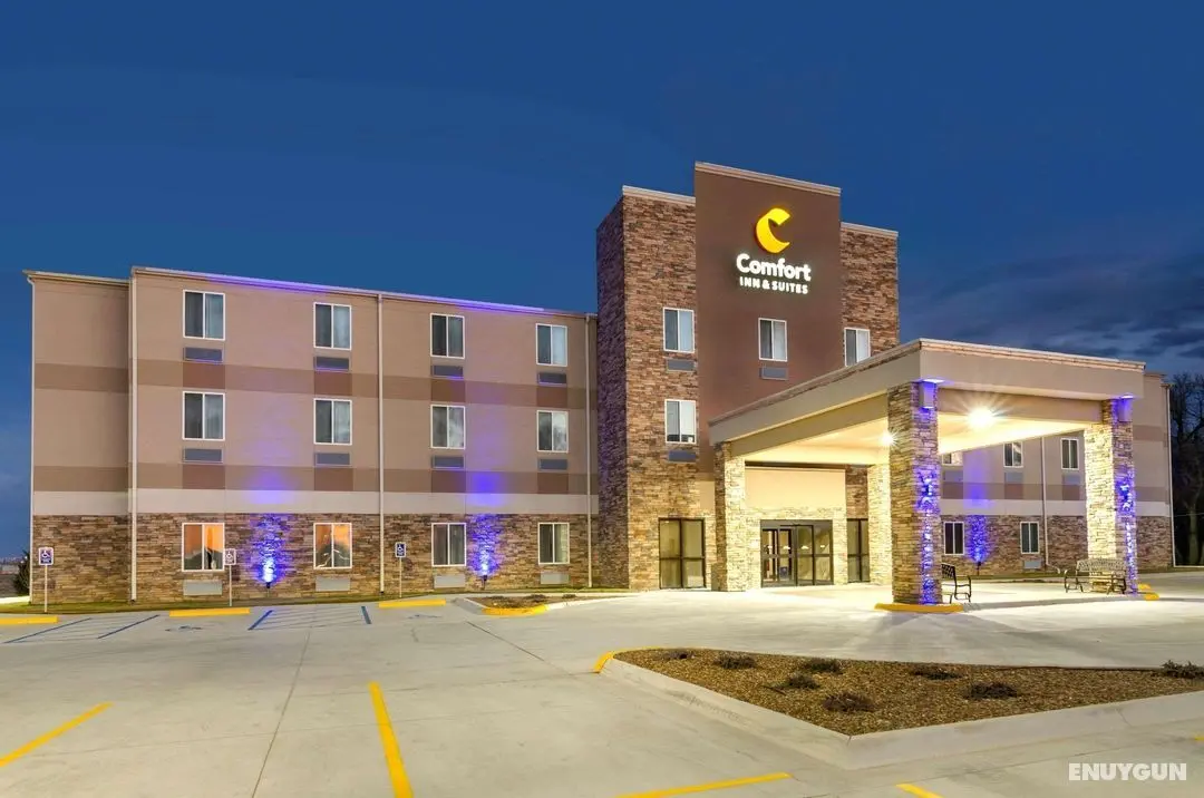 Comfort Inn & Suites - Genel