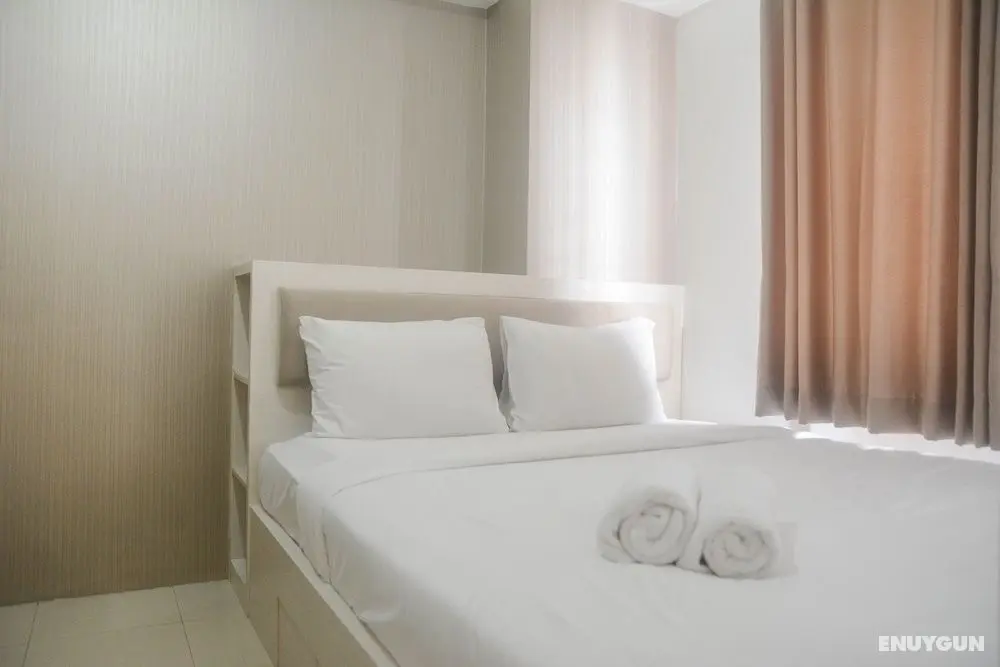 Comfort Living 2Br Room At Bassura City Apartment - Oda