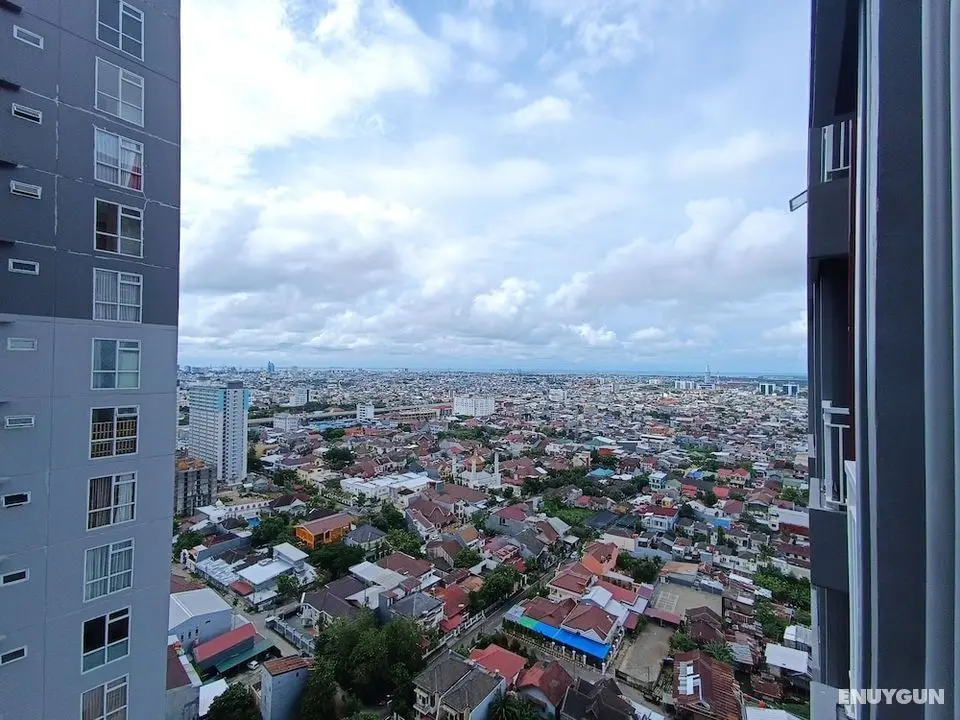 Comfort And Strategic 2Br Apartment At Vida View Makassar - Konum Öne Çıkanlar