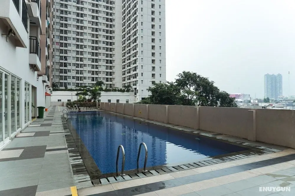 Comfort Studio Apartment Margonda Residence 4 near UI - Havuz