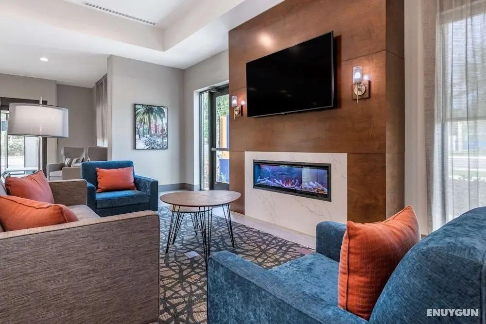 Comfort Suites Gainesville near University - Öne Çıkan Resim