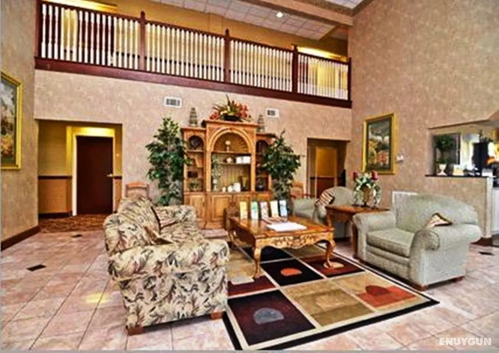 Comfort Suites near Robins Air Force Base - Genel
