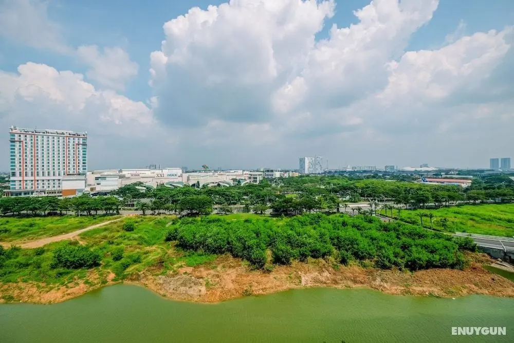 Comfortable 2Br Apartment At Springlake Summarecon Bekasi - Konum Öne Çıkanlar