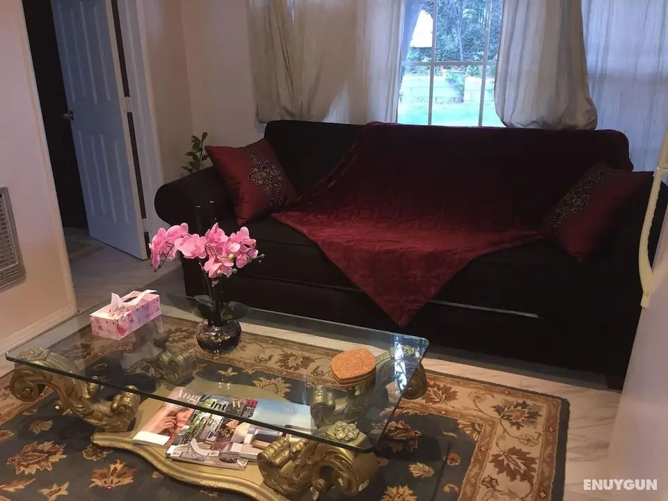 Comfortable Beverly Hills Town House - Öne Çıkan Resim