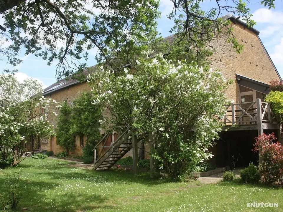 Comfortable Cottage in Lamorteau With Garden and Sport-sauna - Dış Mekan