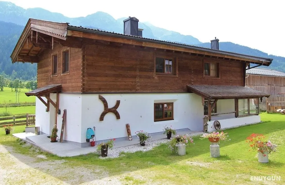 Comfortable Cottage Near Ski Area in Leogang - Öne Çıkan Resim