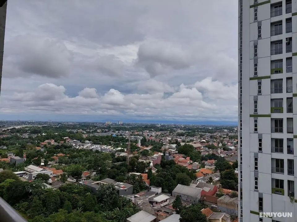 Comfortable And Simply Studio At Serpong Greenview Apartment - Konum Öne Çıkanlar