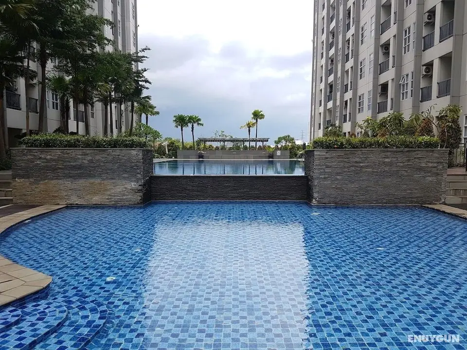Comfortable And Tidy Studio Apartment At Saveria Bsd City - Havuz