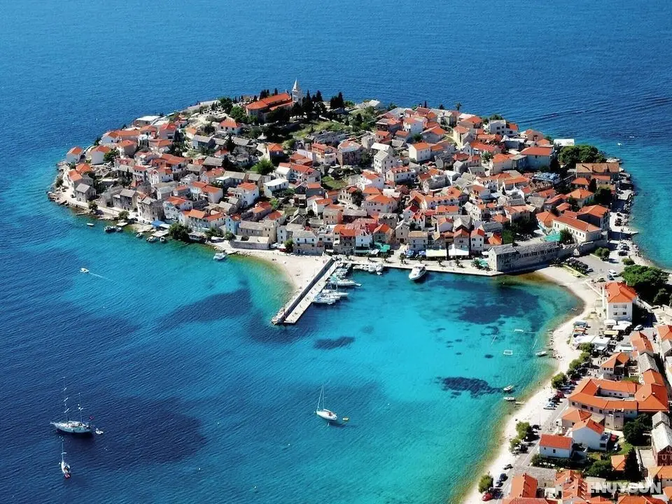 Comfortable Two-bedroom Apartment Suitable for 5 pax With Stunning sea View - Konum Öne Çıkanlar