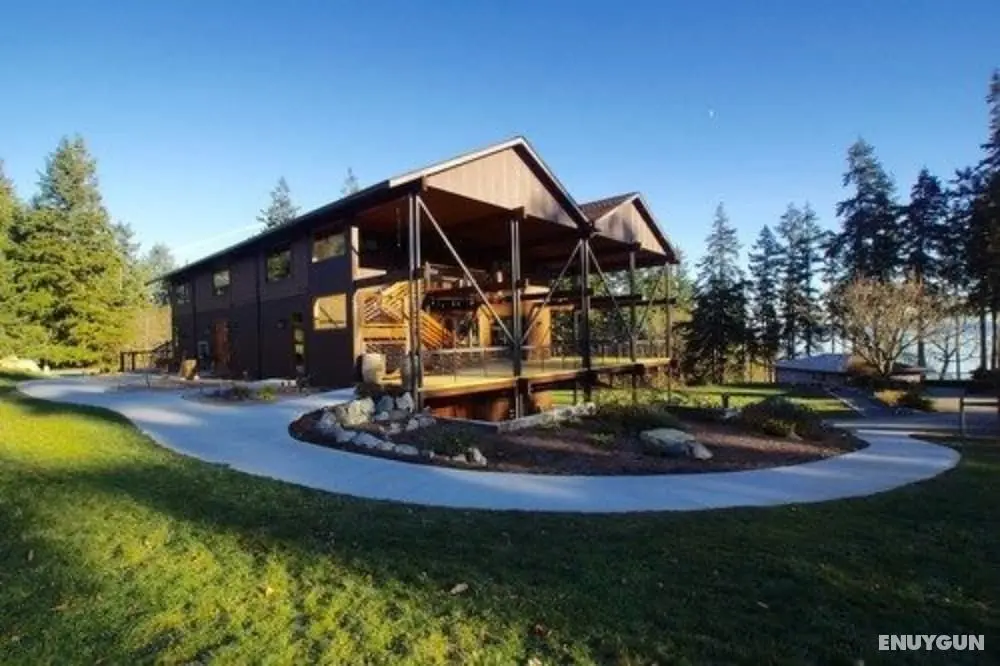 Comforts of Whidbey - Öne Çıkan Resim
