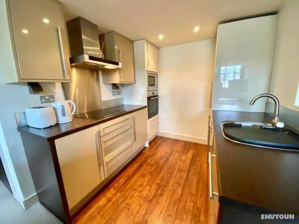 Comfy 1-bed Apartment in Huddersfield - Öne Çıkan Resim
