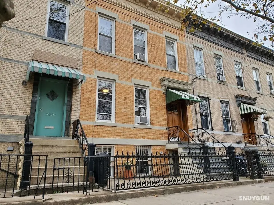 The Comfy First Floor Apartment, Ridgewood, Queens - Öne Çıkan Resim