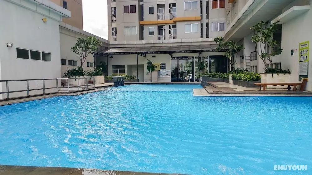 Comfy and Minimalist Studio at Pakubuwono Terrace Apartment - Havuz