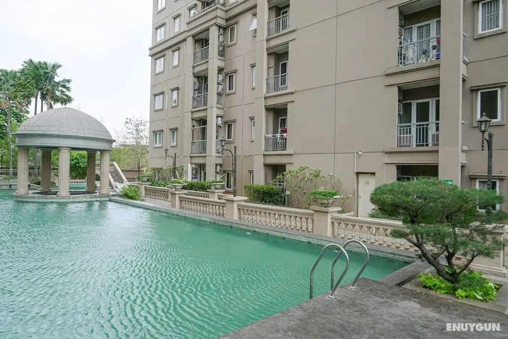 Comfy Spacious 3BR at Grand Palace Kemayoran Apartment - Dış Mekan