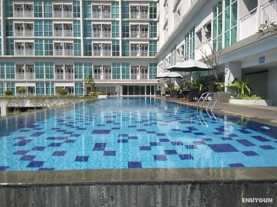 Comfy Studio Room At Apartment Taman Melati Jatinangor - Havuz