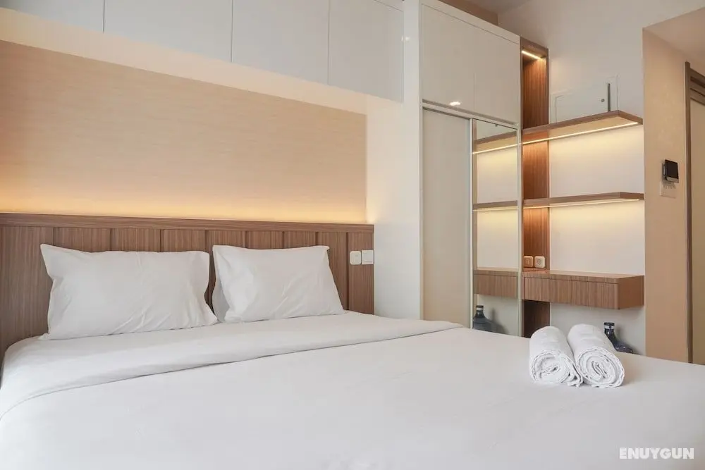 Comfy And Warm Studio Room At Sky House Bsd Apartment - Oda