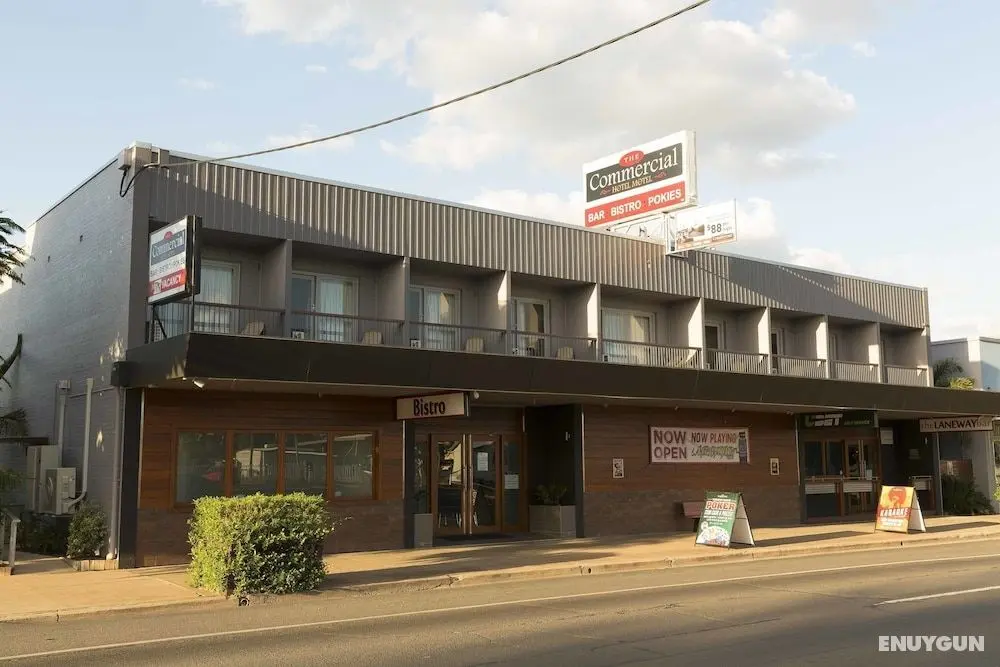 The Commercial Hotel Motel - Dış Mekan