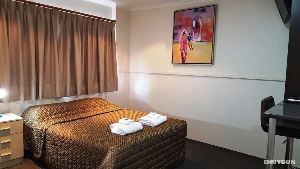 The Commercial Hotel Motel - Öne Çıkan Resim