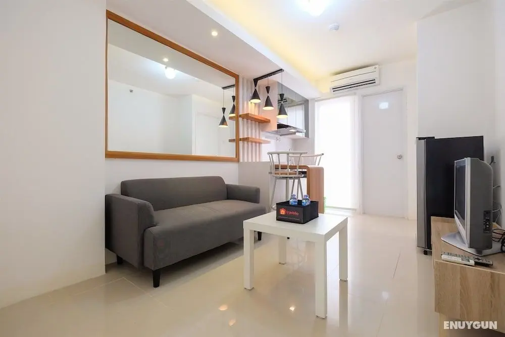 Compact Bassura City Apartment near Jatinegara - Öne Çıkan Resim