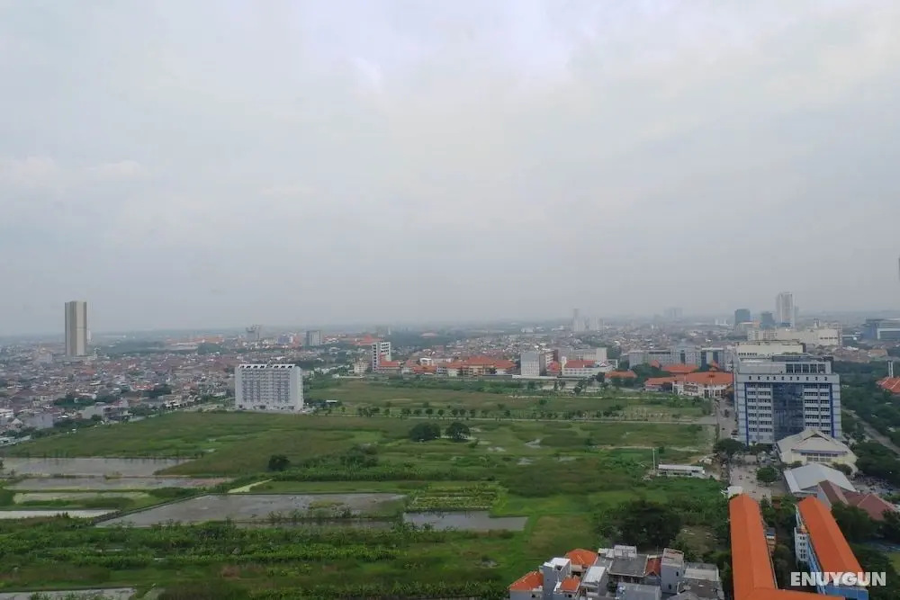 Compact And Stylish Studio Apartment At Taman Melati Surabaya - Dış Mekan