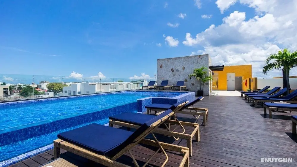 Condo Lunada by Bric - Öne Çıkan Resim