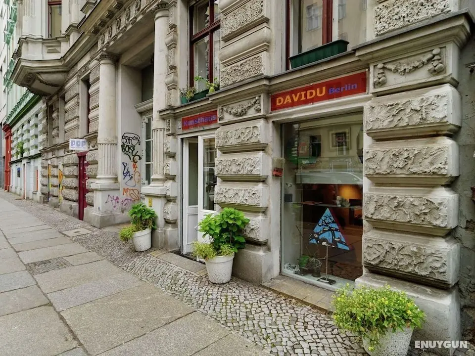 Contemporary Apartment in Kreuzberg, Berlin - Öne Çıkan Resim