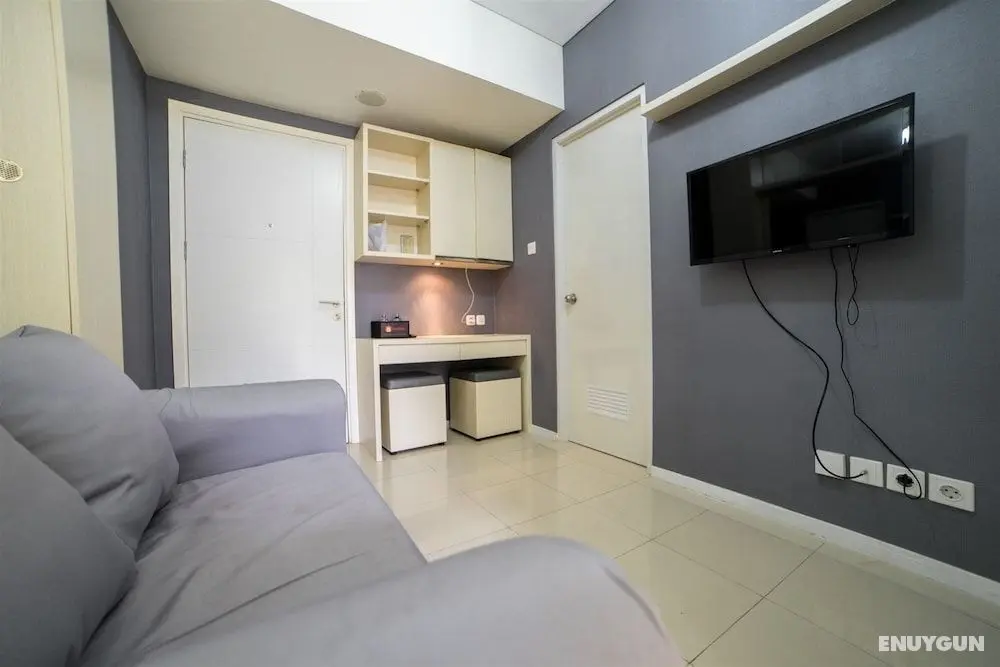 Contemporary Near Cihampelas at Parahyangan Residence Apartment - Öne Çıkan Resim