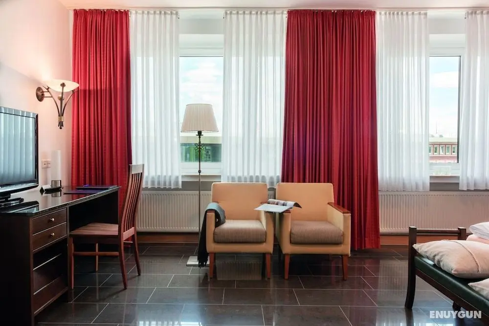 Hotel Conti - Öne Çıkan Resim