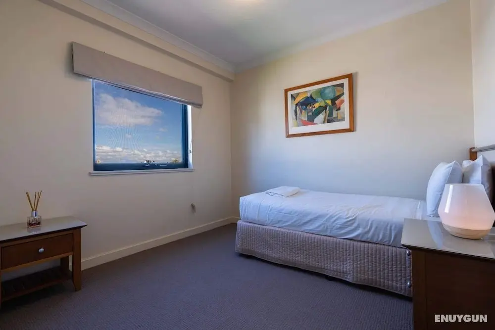 Conveniently Located 2 Bedroom Apartment In The CBD - Oda