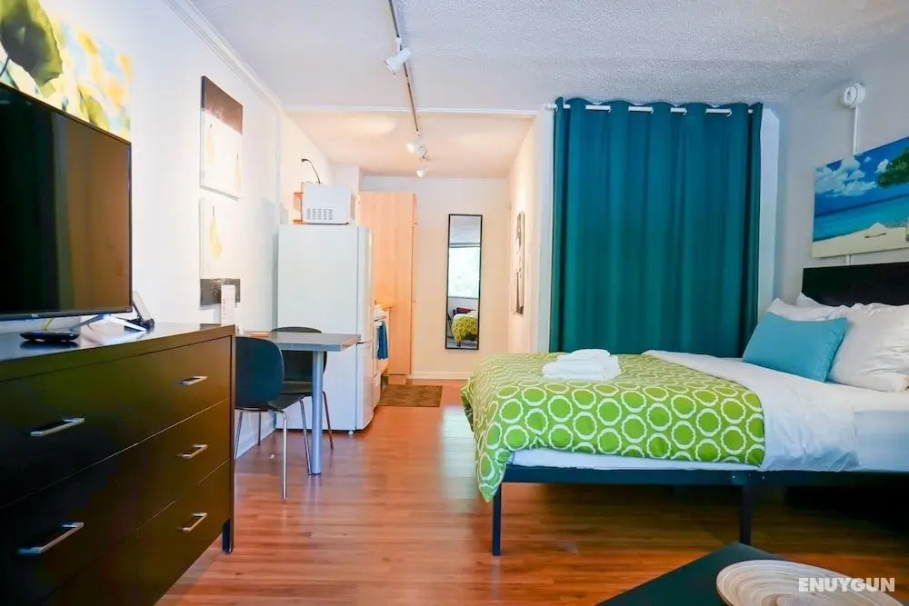 Cool Classic Studio Apartment A - Includes Weekly Cleanings w Linen Change - Öne Çıkan Resim