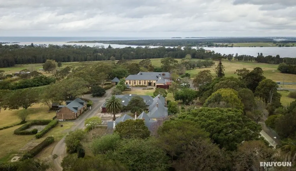 Coolangatta Estate - Öne Çıkan Resim