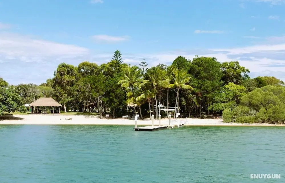 Coomera Houseboat Holidays - Öne Çıkan Resim