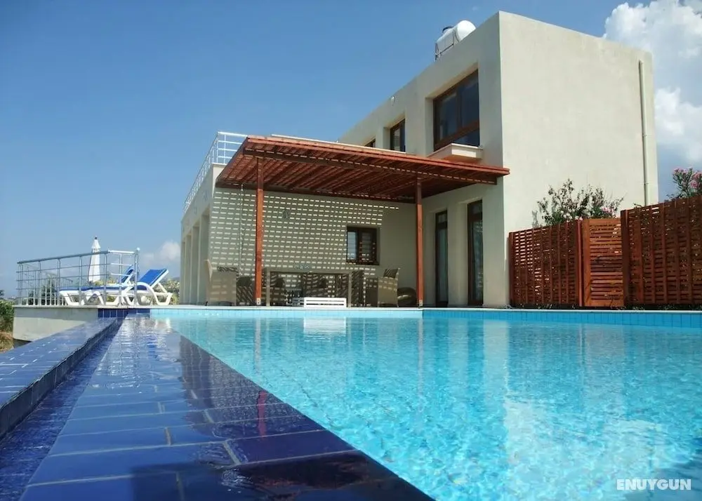 Coordinates are 353480640, 335800703, Seacliff Villa, North Cyprus - Öne Çıkan Resim