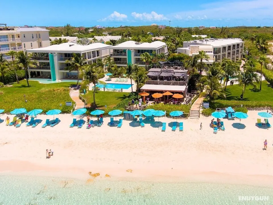 Coral Gardens on Grace Bay - Öne Çıkan Resim