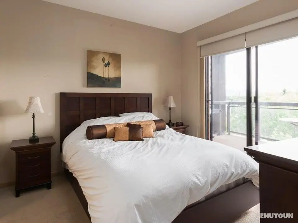 Corner Apartment With Lake View #518 - Öne Çıkan Resim