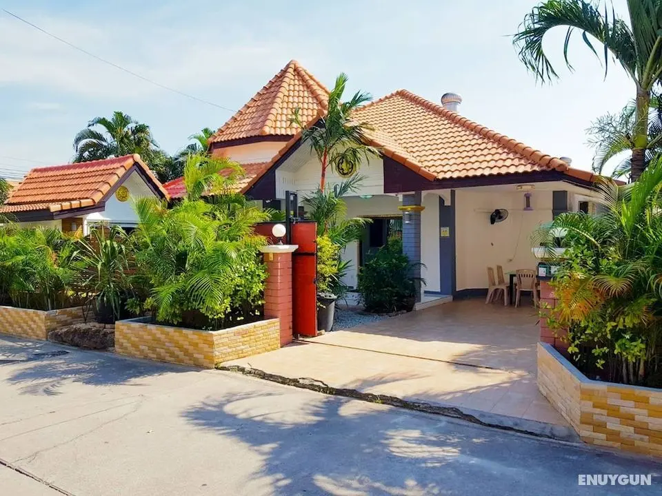 Corner Villa - Pattaya holiday House Walking Street - Dış Mekan